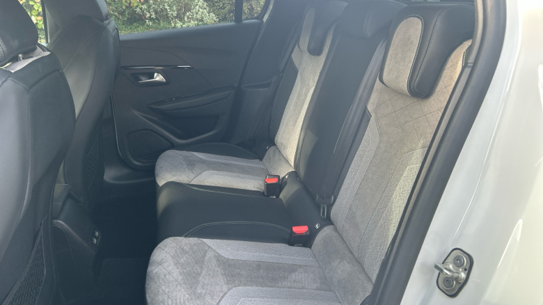 Peugeot 208 1.2 PureTech 100 GT Premium 5dr Petrol Hatchback